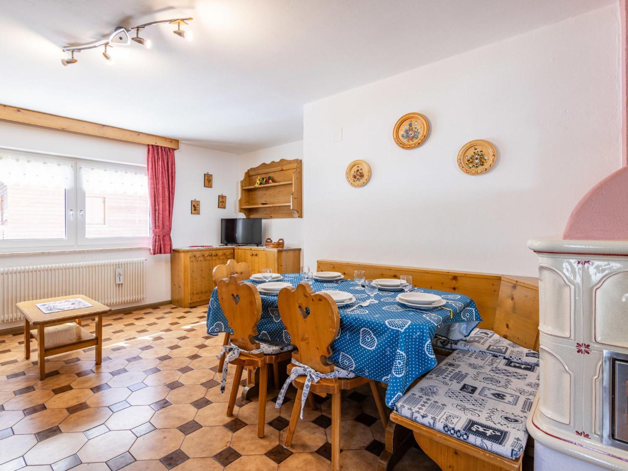 Apartamento Locazione Turistica Cesa Micheluzzi - Czi712 Penia Exterior foto